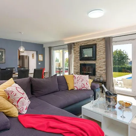 Landa Holiday home *