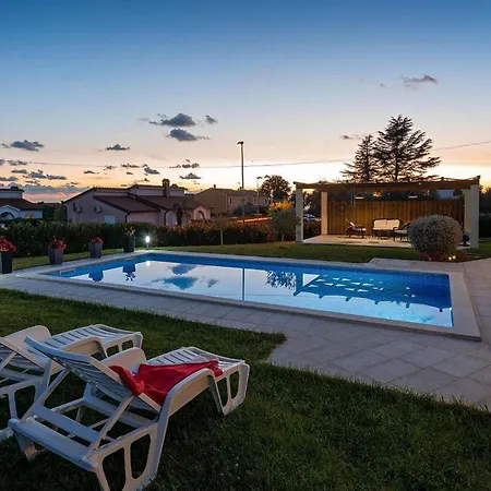Holiday home Landa *