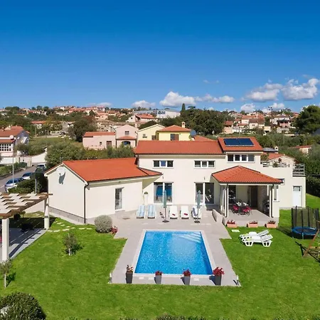 Holiday home Landa *